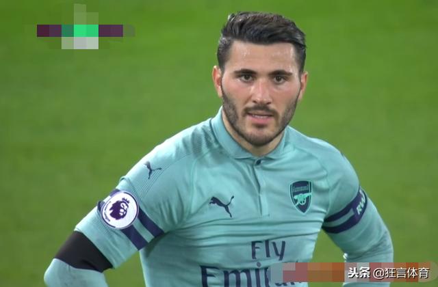  萨拉赫戴帽助利物浦大胜阿森纳  